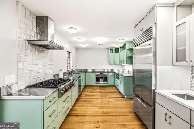 430 W Parkwood Road, Decatur, GA 30030