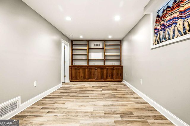 430 W Parkwood Road, Decatur, GA 30030