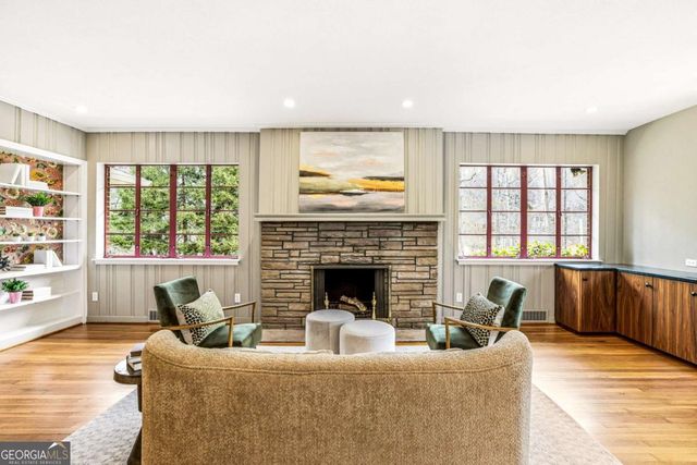 430 W Parkwood Road, Decatur, GA 30030