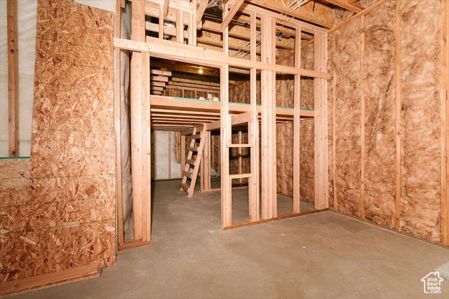 615 N 750 E, Hyde Park, UT 84318