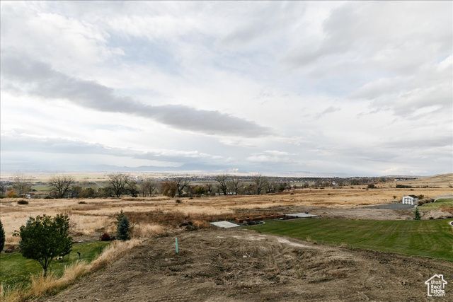 615 N 750 E, Hyde Park, UT 84318