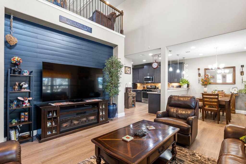 2304 S Lakeline BLVD 401, Cedar Park, TX 78613