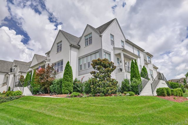 162 Hamilton Springs Blvd, Lebanon, TN 37087