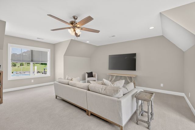 162 Hamilton Springs Blvd, Lebanon, TN 37087