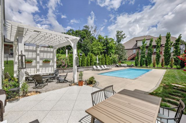 162 Hamilton Springs Blvd, Lebanon, TN 37087