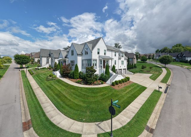 162 Hamilton Springs Blvd, Lebanon, TN 37087