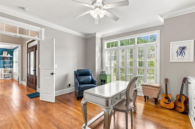4 Saint Ives Way, Signal Mountain, TN 37377