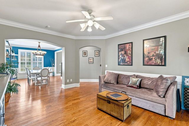 4 Saint Ives Way, Signal Mountain, TN 37377