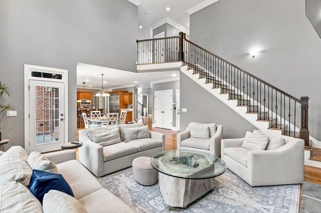4 Saint Ives Way, Signal Mountain, TN 37377