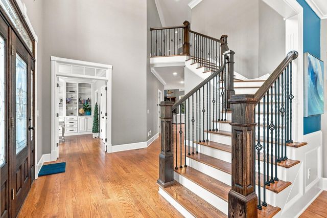4 Saint Ives Way, Signal Mountain, TN 37377
