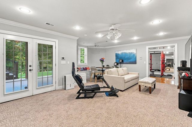 4 Saint Ives Way, Signal Mountain, TN 37377