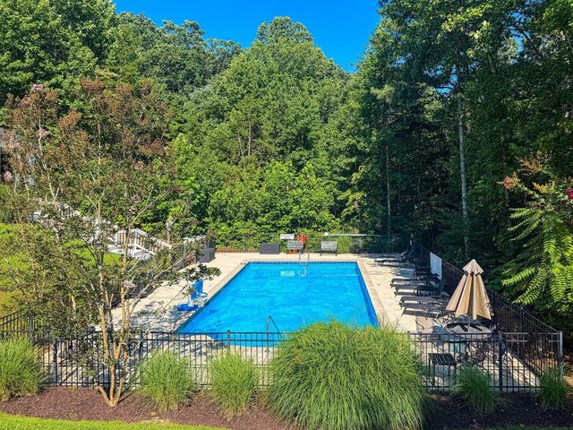4 Saint Ives Way, Signal Mountain, TN 37377