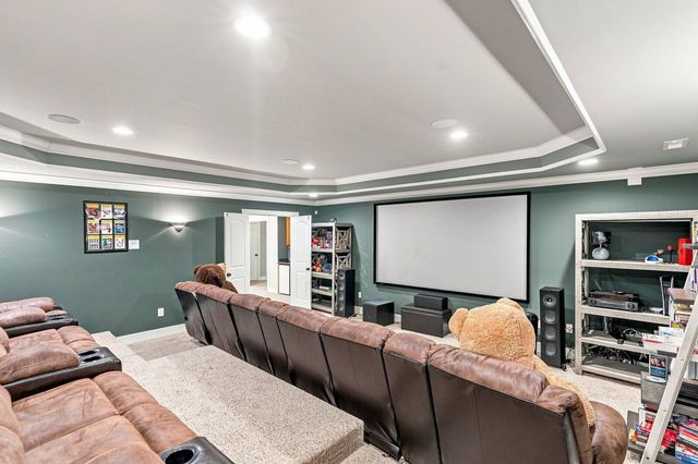 4 Saint Ives Way, Signal Mountain, TN 37377