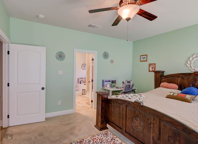 320 Coppice Place, Bossier City, LA 71111