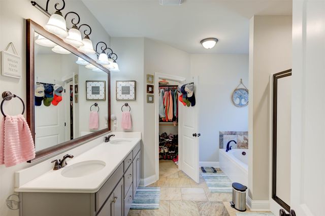 320 Coppice Place, Bossier City, LA 71111