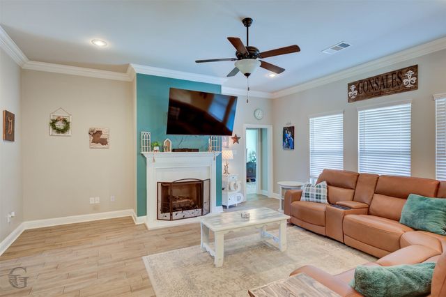 320 Coppice Place, Bossier City, LA 71111