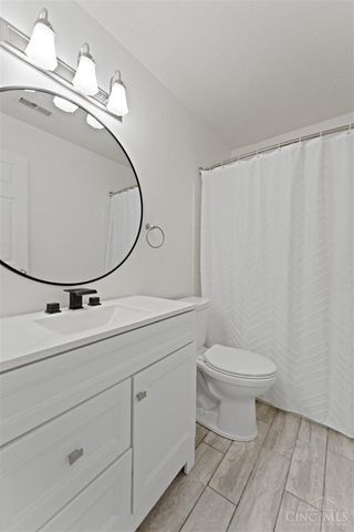 8839 Eagleview Drive, West Chester, OH 45069
