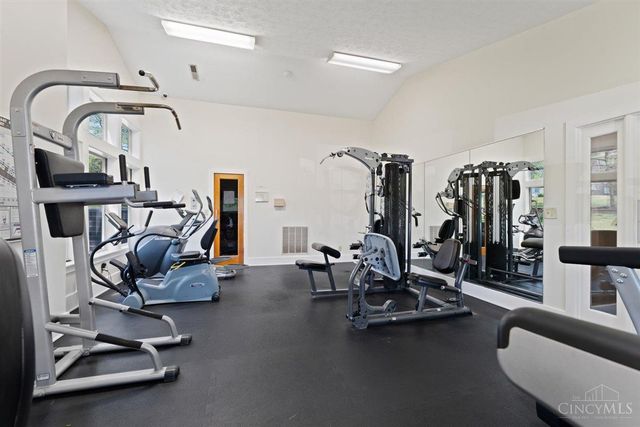8839 Eagleview Drive, West Chester, OH 45069