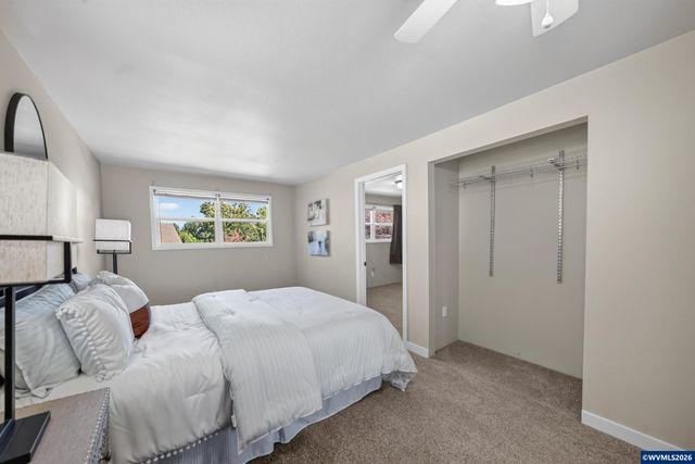 2396 20th Av SE, Albany, OR 97322
