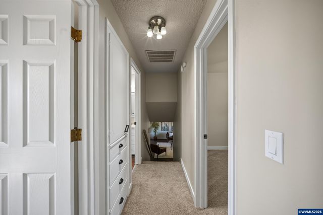 2396 20th Av SE, Albany, OR 97322