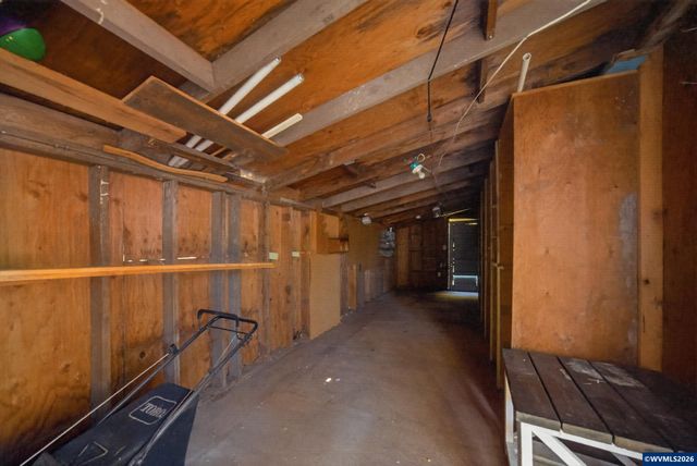2396 20th Av SE, Albany, OR 97322