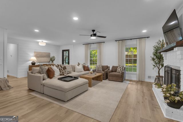 25 Eastwood Drive, Newnan, GA 30265