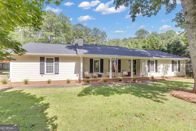 25 Eastwood Drive, Newnan, GA 30265