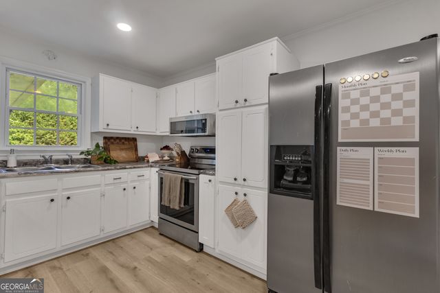 25 Eastwood Drive, Newnan, GA 30265