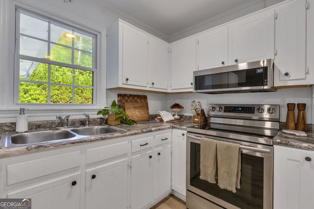25 Eastwood Drive, Newnan, GA 30265