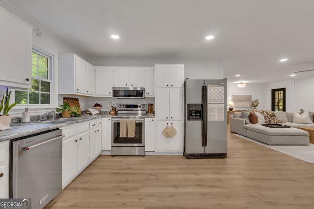 25 Eastwood Drive, Newnan, GA 30265