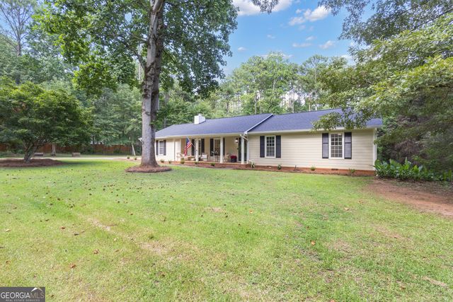 25 Eastwood Drive, Newnan, GA 30265