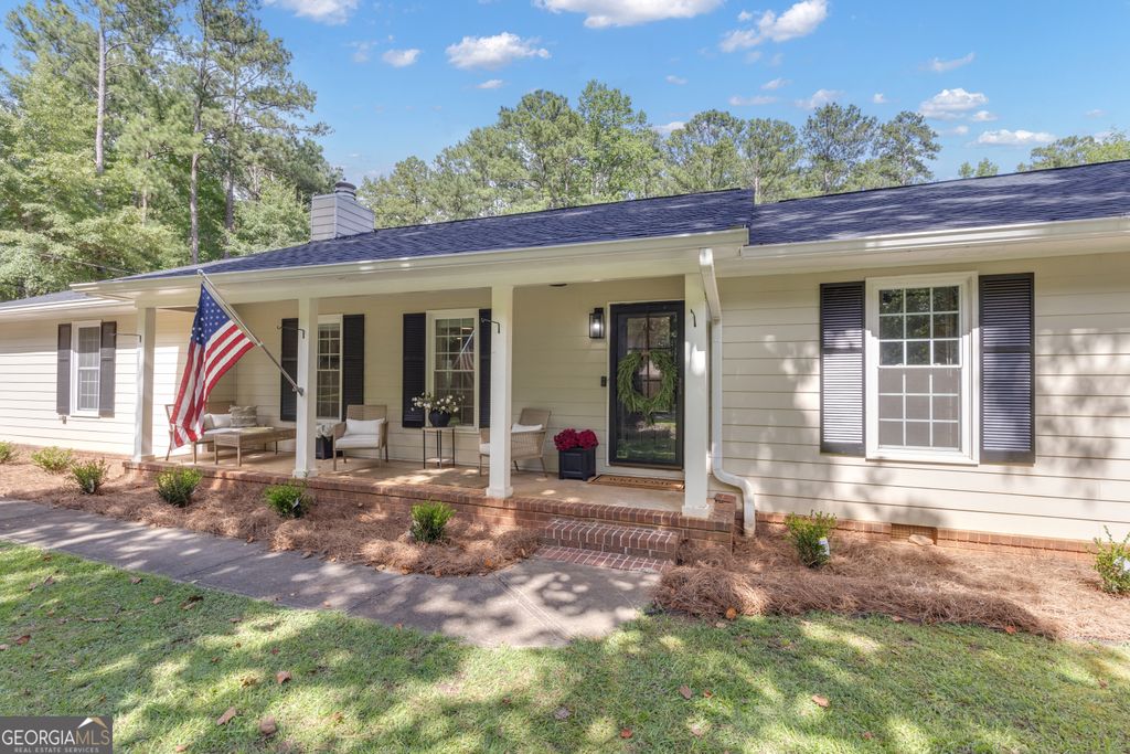 25 Eastwood Drive, Newnan, GA 30265