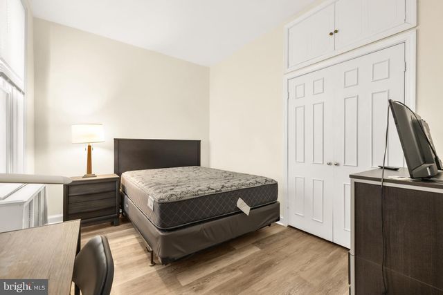 323 MARYLAND AVE NE, Washington, DC 20002