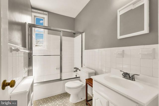 323 MARYLAND AVE NE, Washington, DC 20002