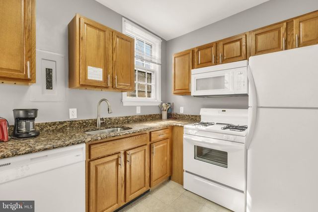 323 MARYLAND AVE NE, Washington, DC 20002