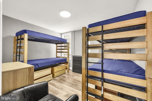 323 MARYLAND AVE NE, Washington, DC 20002