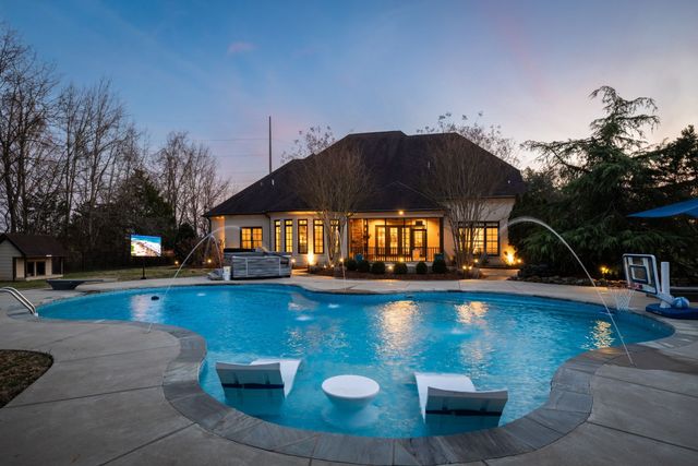 400 Ernest Rice Ln, Franklin, TN 37069