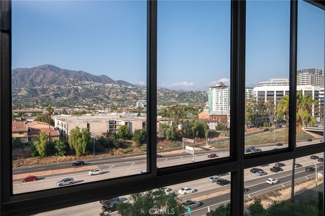 343 E Pioneer Drive 802, Glendale, CA 91203