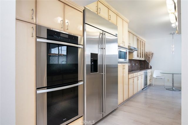 343 E Pioneer Drive 802, Glendale, CA 91203