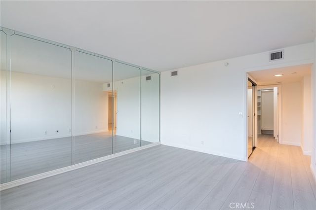 343 E Pioneer Drive 802, Glendale, CA 91203