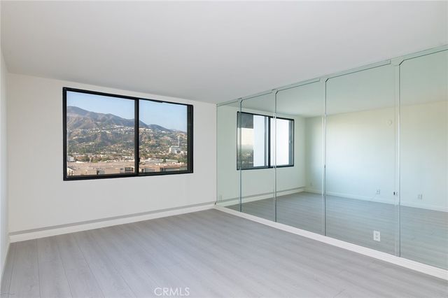343 E Pioneer Drive 802, Glendale, CA 91203