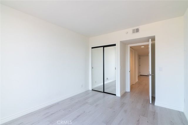 343 E Pioneer Drive 802, Glendale, CA 91203