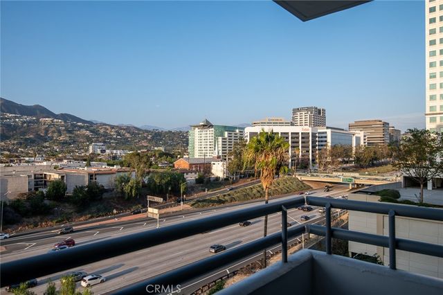 343 E Pioneer Drive 802, Glendale, CA 91203
