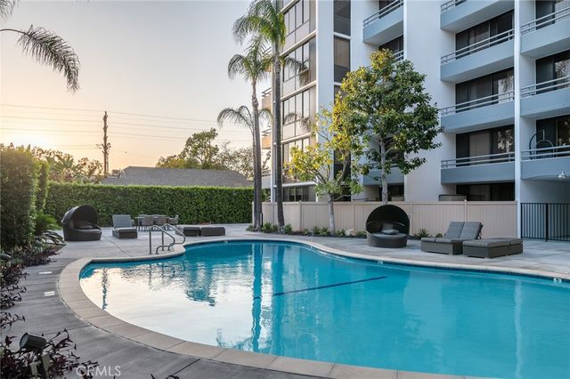 343 E Pioneer Drive 802, Glendale, CA 91203