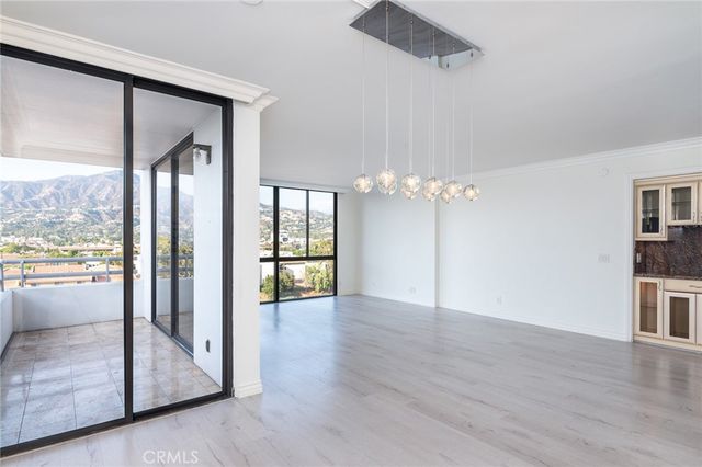 343 E Pioneer Drive 802, Glendale, CA 91203