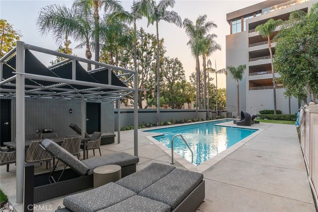 343 E Pioneer Drive 802, Glendale, CA 91203