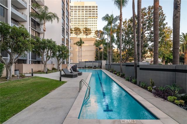 343 E Pioneer Drive 802, Glendale, CA 91203