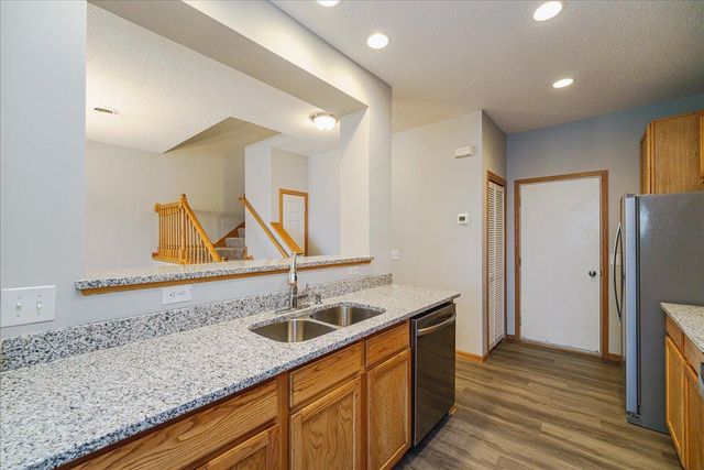 17608 68th Place N, Maple Grove, MN 55311