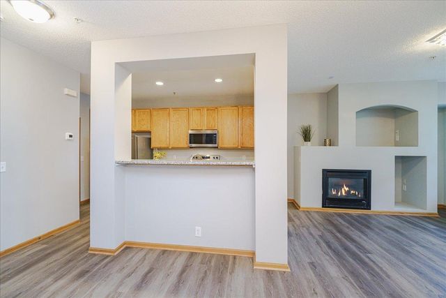 17608 68th Place N, Maple Grove, MN 55311