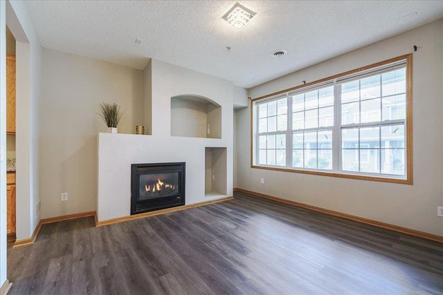 17608 68th Place N, Maple Grove, MN 55311